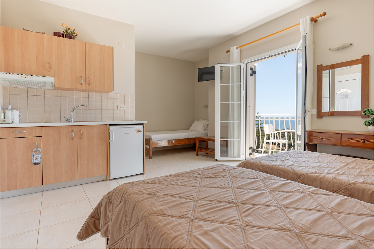 Oskars Studios & Apartments Kefalonia - Apartments Lassi Kefalonia - Studios Lassi Kefalonia - Kefalonia Apartments - Kefalonia Studios - Family Resort Lassi Kefalonia - Family Resort Kefalonia - Apartments Argostoli Kefalonia - Studios Argostoli Kefalonia 